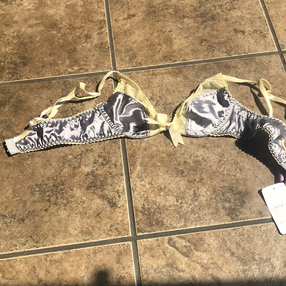 Pretty bra